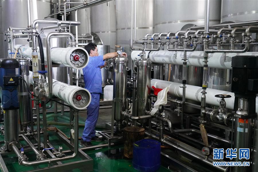 （在習近平新時代中國特色社會主義思想指引下&mdash;&mdash;新時代新作為新篇章&middot;總書記關(guān)心的百姓身邊事&middot;圖文互動）（1）大污染變身&ldquo;大寶藏&rdquo;：治理畜禽糞污，他們這樣干！