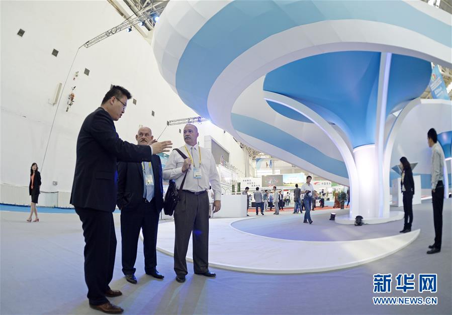 （新華全媒頭條&middot;圖文互動）（13）舟舶繼路辟新天　商使交屬煥新顏&mdash;&mdash;寫在第四屆中阿博覽會開幕之際