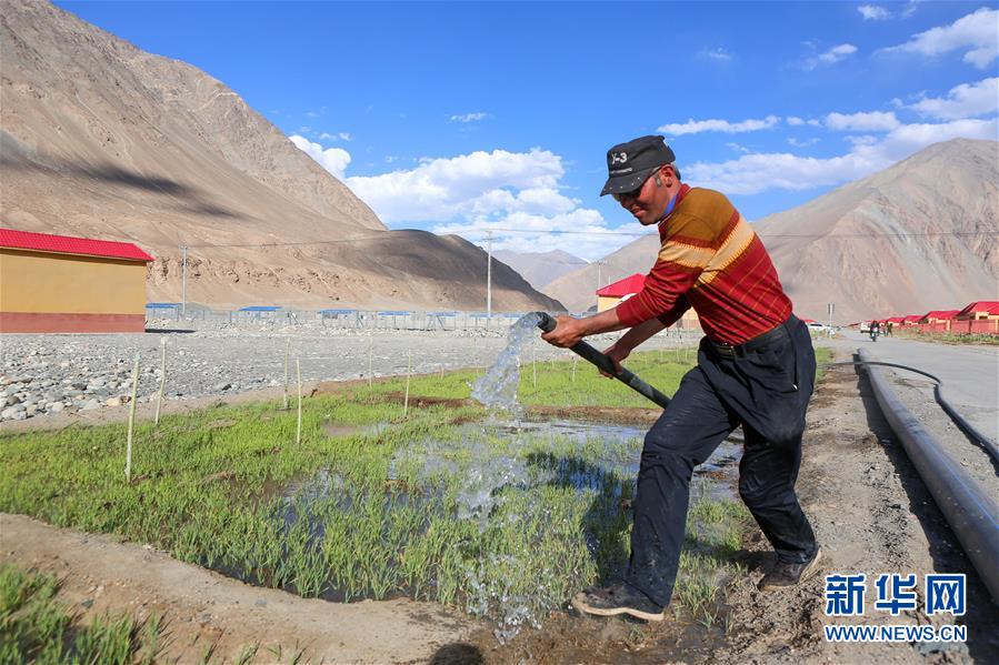 （決戰決勝脫貧攻堅&middot;圖文互動）（8）&ldquo;云端上的縣城&rdquo;脫貧記