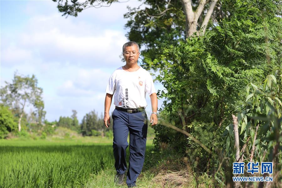 （不忘初心、牢記使命&middot;圖文互動）（3）&ldquo;上天入地&rdquo;也要帶領鄉親脫貧&mdash;&mdash;記廣東那毛村駐村第一書記彭彬