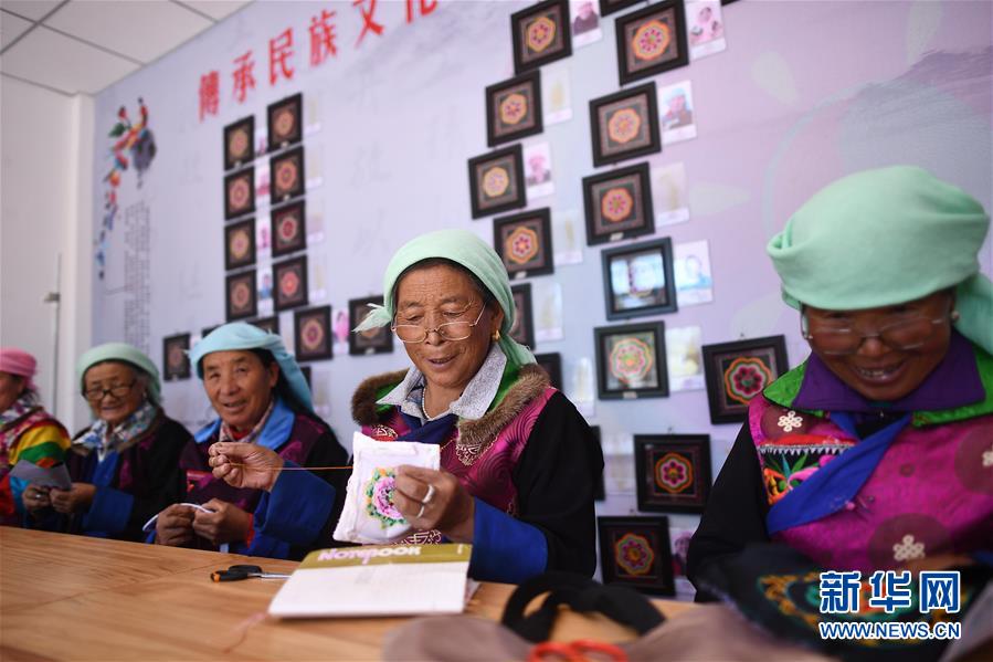 （集中連片特困地區貧困村調研行&middot;圖文互動）（3）搬下山天地寬　真脫貧笑開顏&mdash;&mdash;青海互助土族自治縣班彥村脫貧調查 