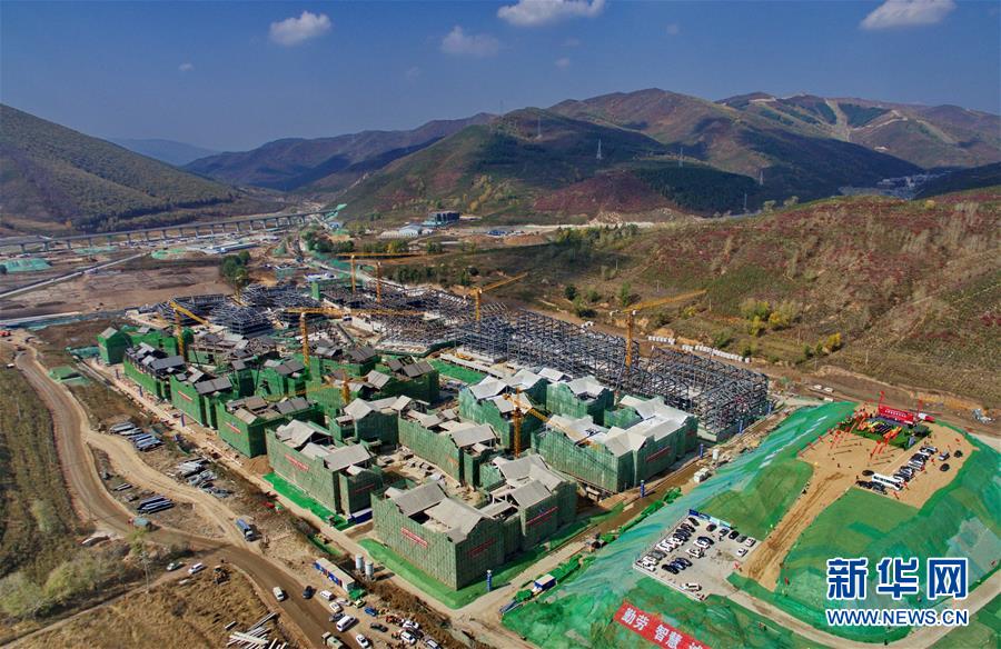 (體育)(2)2022年北京冬奧會張家口冬奧村主體結構正式封頂