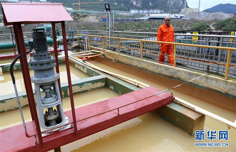 （四中全會(huì)精神在基層&middot;圖文互動(dòng)）（3）烏江清，貴州興&mdash;&mdash;貴州第一大河烏江治污記