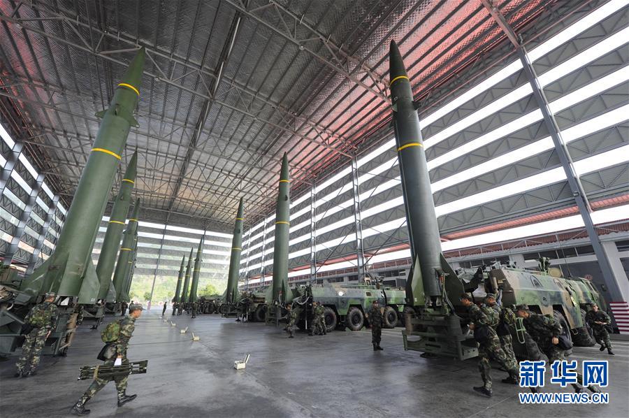 (圖文互動)(1)永遠沖鋒的“導彈發射先鋒營”——記闊步強軍征途的火箭軍某旅發射一營