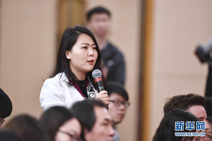 （兩會）（2）國務院扶貧辦主任劉永富就&ldquo;攻堅克難&mdash;&mdash;堅決打贏脫貧攻堅戰&rdquo;答記者問