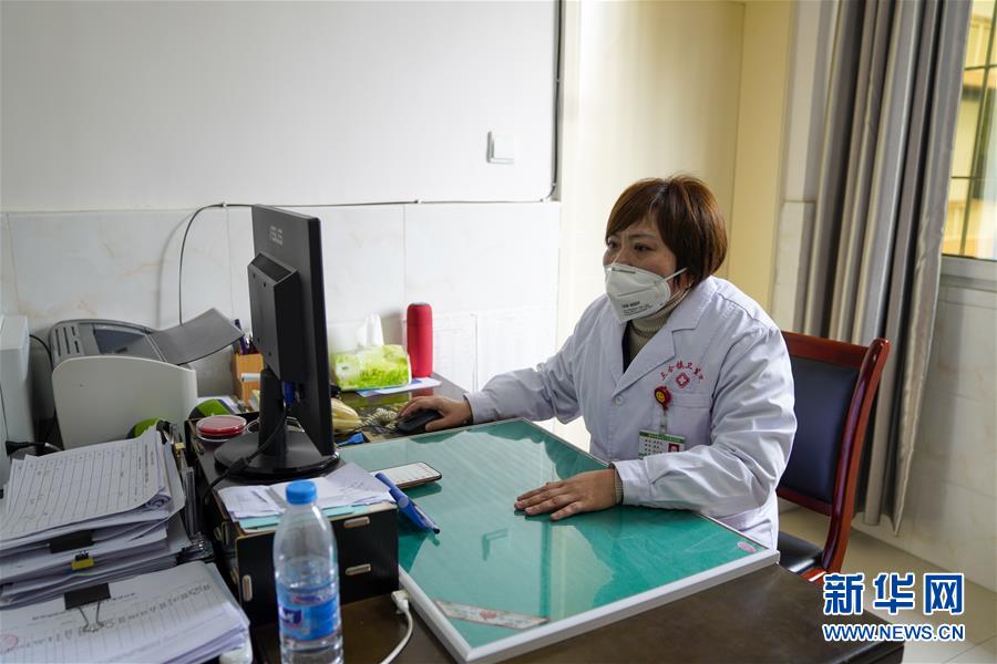 （聚焦疫情防控&middot;圖文互動）（2）一對抗疫夫妻的&ldquo;一線連軸轉&rdquo;