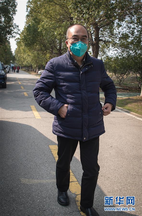 （新華全媒頭條&middot;聚焦疫情防控&middot;圖文互動）（6）拼漸凍生命 與疫魔競速&mdash;&mdash;記疫情&ldquo;風暴眼&rdquo;中武漢金銀潭醫院院長張定宇