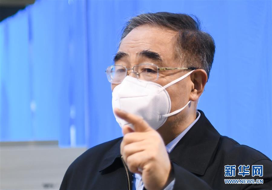 （聚焦疫情防控&middot;圖文互動）（2）&ldquo;治療輕癥患者中西醫結合很有效，不鼓勵人人吃藥來預防&rdquo;&mdash;&mdash;專訪中國工程院院士、天津中醫藥大學校長張伯禮