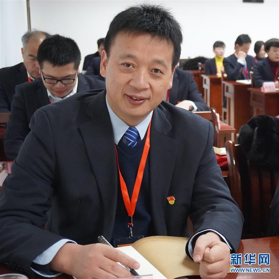 （一線抗疫群英譜&middot;圖文互動）（1）用生命完成最后的堅(jiān)守&mdash;&mdash;追記武漢市武昌醫(yī)院院長劉智明