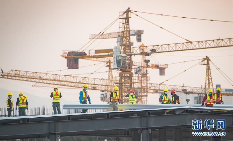 （新華全媒頭條&middot;圖文互動）（2）將戰&ldquo;疫&rdquo;進行到底！&mdash;&mdash;寫在武漢疫情防控的關鍵階段