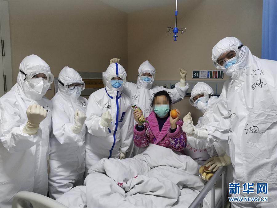 （在習近平新時代中國特色社會主義思想指引下&mdash;&mdash;新時代新作為新篇章&middot;習近平總書記關切事&middot;圖文互動）（10）不放松！&mdash;&mdash;各地努力抓緊抓實抓細疫情防控