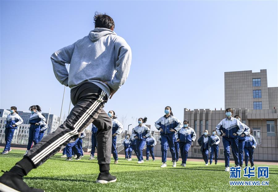 （圖文互動）（11）&ldquo;早&rdquo;安同學，&ldquo;早&rdquo;安老師！&mdash;&mdash;新疆初高中畢業班復課一周回訪見聞