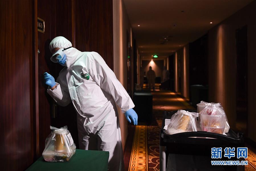 （聚焦疫情防控&middot;圖文互動）（9）&ldquo;感謝你們，讓我感到很踏實(shí)！&rdquo;&mdash;&mdash;北京入境人員轉(zhuǎn)運(yùn)及隔離點(diǎn)見聞