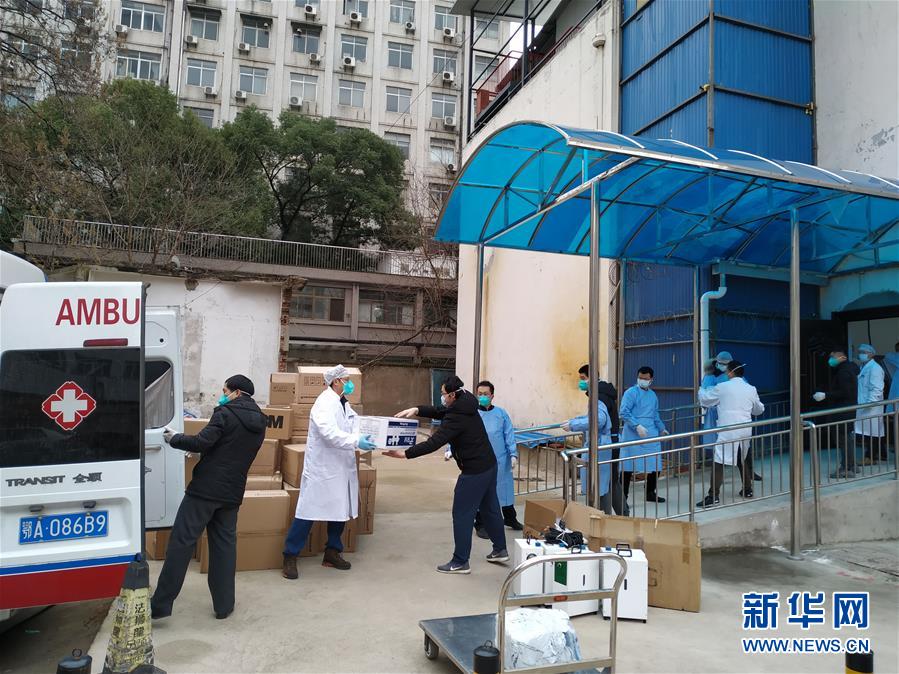 （在習(xí)近平新時代中國特色社會主義思想指引下&mdash;&mdash;新時代新作為新篇章&middot;習(xí)近平總書記關(guān)切事&middot;圖文互動）（6）化&ldquo;危&rdquo;為&ldquo;機&rdquo;　念好&ldquo;新&rdquo;字訣&mdash;&mdash;各地產(chǎn)業(yè)發(fā)展&ldquo;新&rdquo;動向掃描