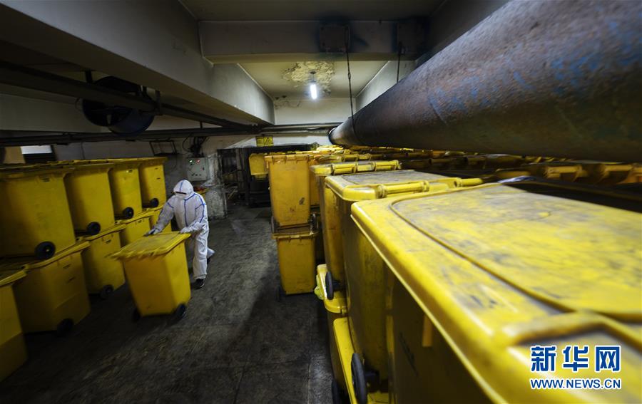 （聚焦疫情防控&middot;圖文互動(dòng)）（18）&ldquo;隱蔽&rdquo;防線上的阻擊戰(zhàn)&mdash;&mdash;武漢醫(yī)療廢物處理從&ldquo;全線告急&rdquo;到&ldquo;日產(chǎn)日清&rdquo;