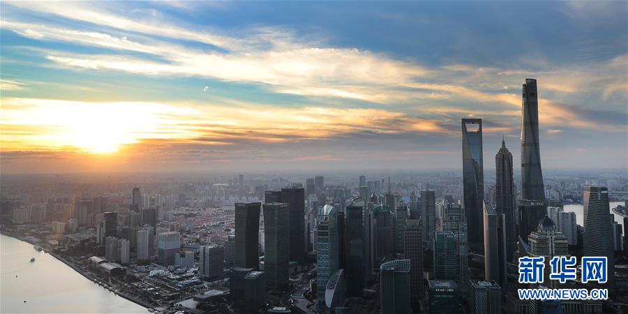 （新華全媒頭條&middot;圖文互動）（3）三十而立從頭越&mdash;&mdash;以習近平同志為核心的黨中央關(guān)心浦東開發(fā)開放紀實