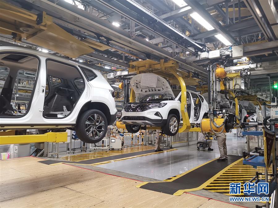 （在習(xí)近平新時(shí)代中國(guó)特色社會(huì)主義思想指引下&mdash;&mdash;新時(shí)代新作為新篇章&middot;習(xí)近平總書(shū)記關(guān)切事&middot;圖文互動(dòng)）（4）按下復(fù)工復(fù)產(chǎn)&ldquo;快進(jìn)鍵&rdquo;