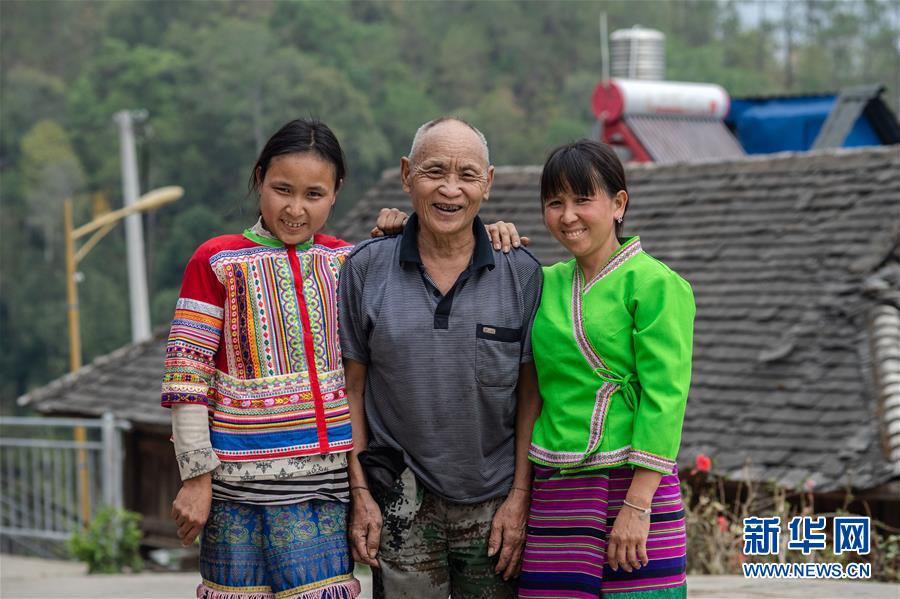 (決戰(zhàn)決勝脫貧攻堅(jiān)·圖文互動(dòng))(7)“孩子再也不用學(xué)打獵了”——拉祜族女獵手告別狩獵