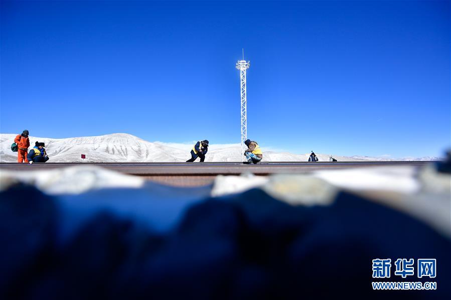 （新華全媒頭條&middot;圖文互動）（6）用腳步和忠誠守護雪域天路&mdash;&mdash;記青藏鐵路望昆線路車間副主任于本蕃