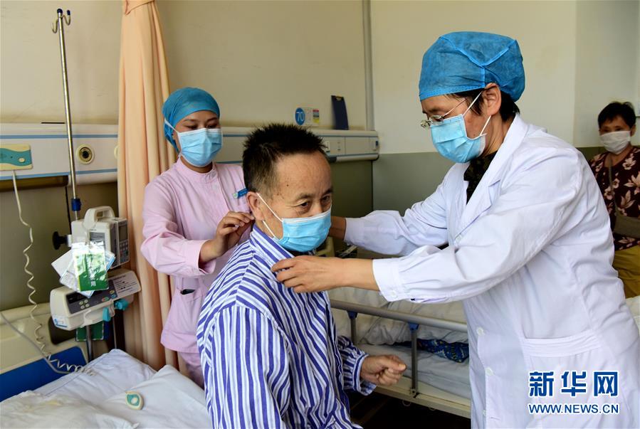 （圖文互動）（2）會說話的戰&ldquo;疫&rdquo;包&mdash;&mdash;縣醫院女院長白金娥抗疫故事