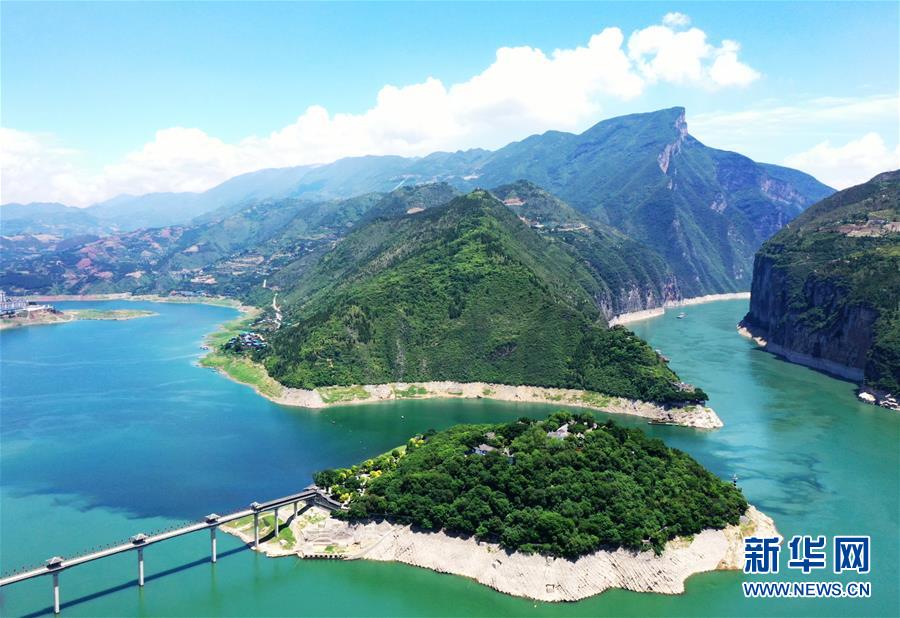 （新華全媒頭條&middot;圖文互動(dòng)）（13）待到滿山紅葉時(shí)&mdash;&mdash;三峽重慶庫(kù)區(qū)踐行新發(fā)展理念面面觀