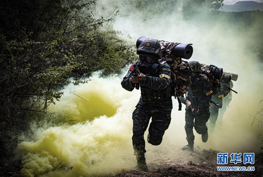 (圖文互動)(11)武警部隊抓好常態化疫情防控條件下“魔鬼周”極限訓練