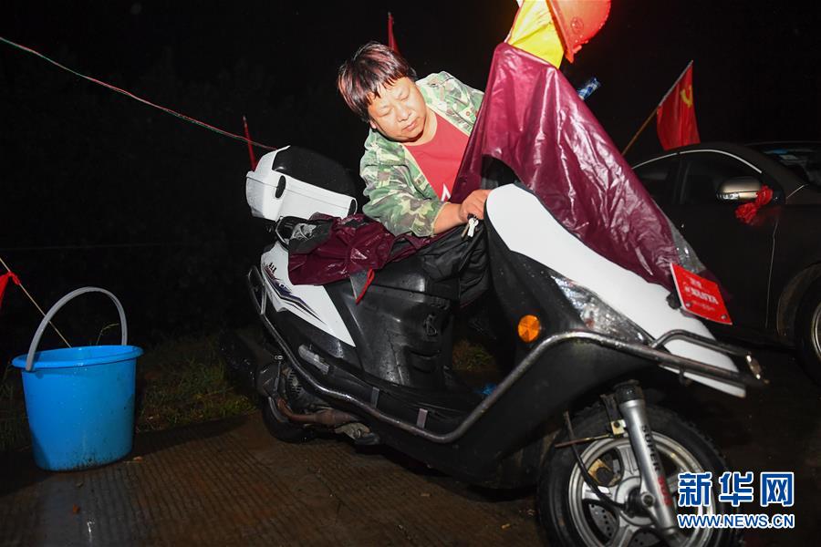 (防汛抗洪·圖文互動)(6)八百里洞庭戰“懸湖”