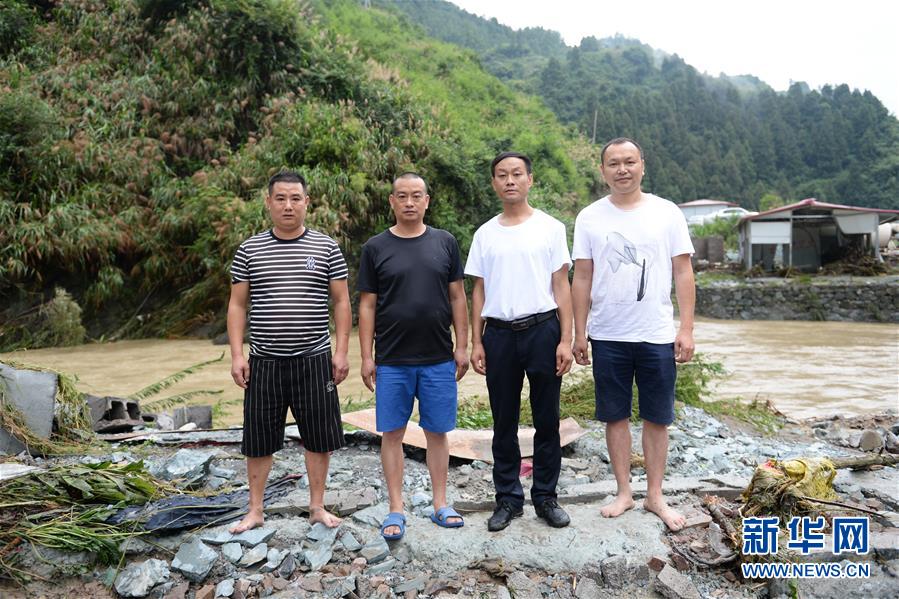 （防汛抗洪&middot;圖文互動）（1）山洪中的生死救援半小時 