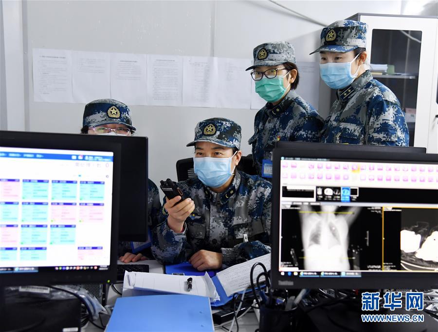 （圖文互動）（4）&ldquo;白衣戰(zhàn)士&rdquo;在沖鋒&mdash;&mdash;記&ldquo;最美新時代革命軍人&rdquo;仲月霞