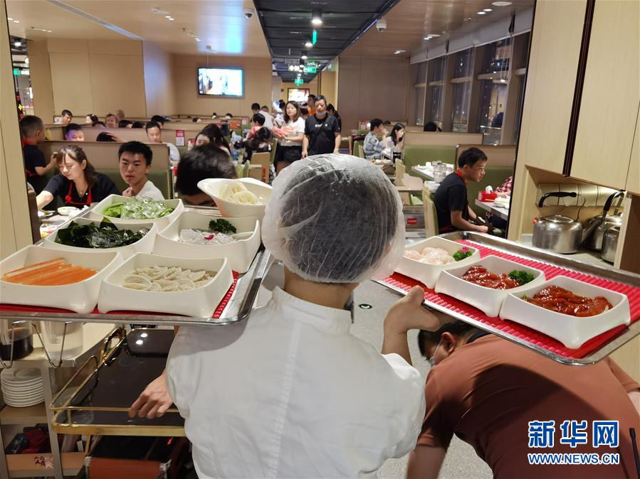 （在習近平新時代中國特色社會主義思想指引下&mdash;&mdash;新時代新作為新篇章&middot;習近平總書記關切事&middot;圖文互動）（2）珍惜盤中餐，狠剎浪費風&mdash;&mdash;各地積極行動堅決制止餐飲浪費