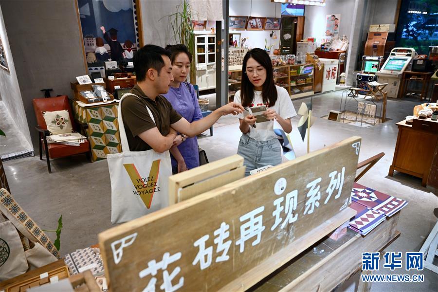 (特區40年·圖文互動)(3)老廠房變身“夢工廠”折射廈門經濟特區40年變遷