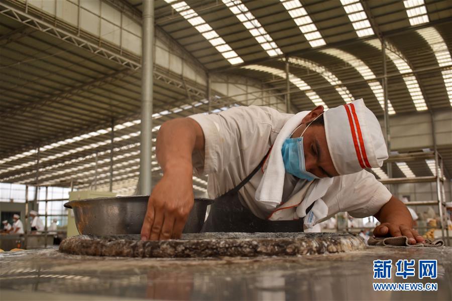 （決戰決勝脫貧攻堅&middot;圖文互動）（1）家門口的&ldquo;夢工廠&rdquo;