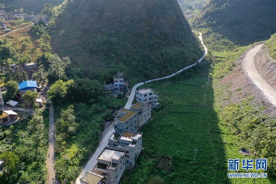 （新華全媒頭條&middot;走向我們的小康生活&middot;決戰決勝脫貧攻堅&middot;圖文互動）（5）千年之渴今朝解&mdash;&mdash;貴州貧困群眾實現&ldquo;吃水不愁&rdquo;