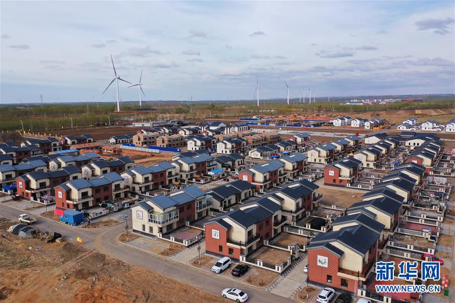 (集中連片特困地區貧困村調研行·圖文互動)(4)壩上小村莊 闊步奔小康——河北張北縣德勝村脫貧調查