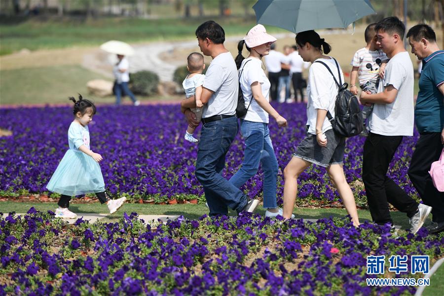 （新華全媒頭條&middot;圖文互動(dòng)）（6）大美中國(guó)看活力&mdash;&mdash;來(lái)自國(guó)慶黃金周的一線觀察