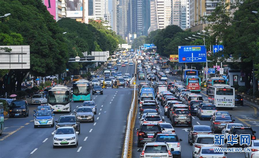 （深圳特區40年&middot;圖文互動）（1）&ldquo;智&rdquo;行千里&mdash;&mdash;特大城市交通治理的深圳樣板