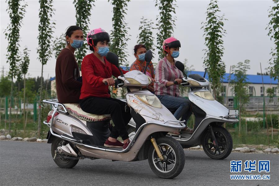 （新華全媒頭條&middot;圖文互動）（12）新天地 新兒女 新奇跡&mdash;&mdash;脫貧攻堅繪就新疆新圖景