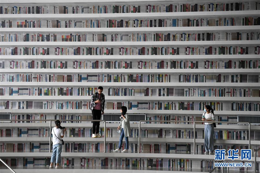 （新華全媒頭條&middot;圖文互動）（4）我們都是讀者&mdash;&mdash;促進全民閱讀 構建書香社會 