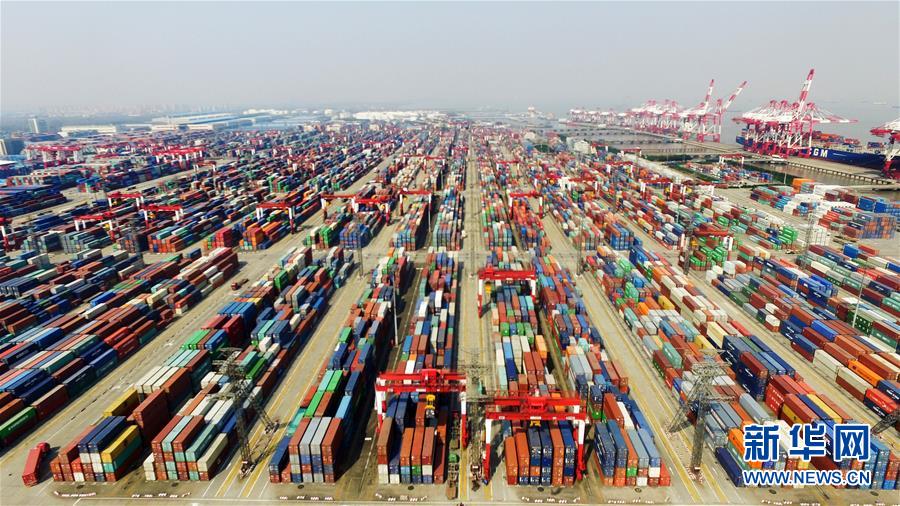 （新華全媒頭條&middot;圖文互動）（6）歷史交匯點上的宏偉藍圖 &mdash;&mdash;《中共中央關(guān)于制定國民經(jīng)濟和社會發(fā)展第十四個五年規(guī)劃和二〇三五年遠景目標的建議》誕生記