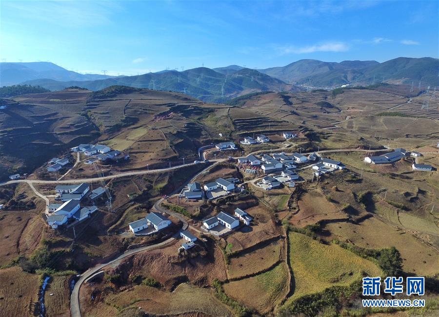 (新華全媒頭條·圖文互動)(10)潮起東方萬象新——以習近平同志為核心的黨中央團結帶領全黨全軍全國各族人民貫徹落實黨的十九大精神紀實