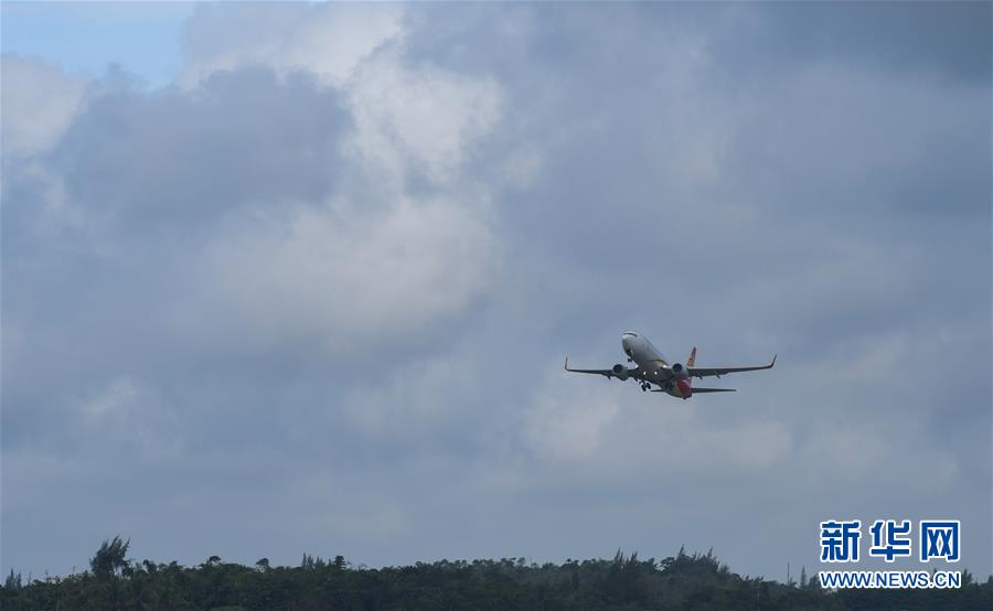 （在習近平新時代中國特色社會主義思想指引下&mdash;&mdash;新時代新作為新篇章&middot;總書記關切開放事&middot;圖文互動）（2）開放的故事講不完&mdash;&mdash;海南開放再&ldquo;提速&rdquo;