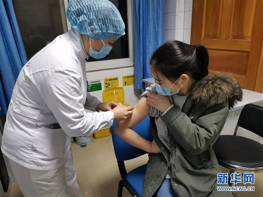 （在習近平新時代中國特色社會主義思想指引下&mdash;&mdash;新時代新作為新篇章&middot;習近平總書記關切事&middot;圖文互動）（3）點亮希望 驅魔救人&mdash;&mdash;全國醫護人員馳援湖北的故事