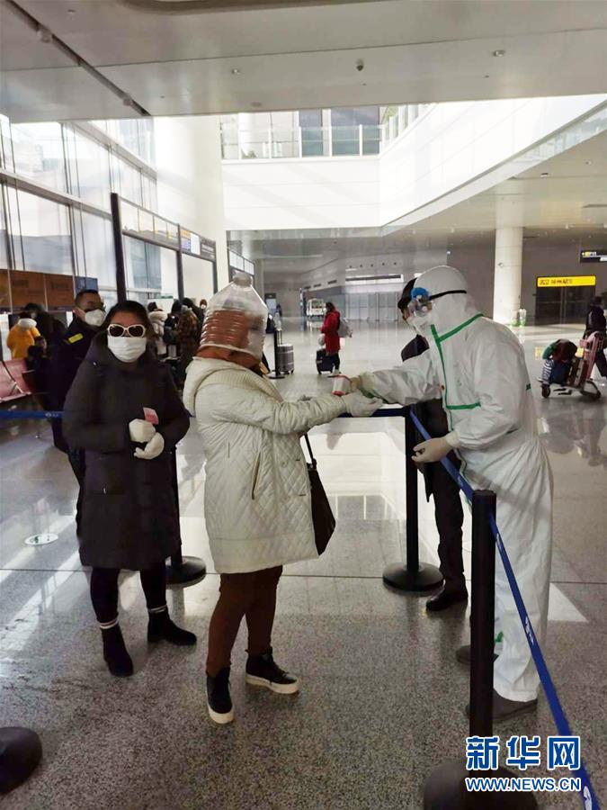 （習近平致敬的戰&ldquo;疫&rdquo;英雄&middot;志愿者篇&middot;圖文互動）（8）他們，微光成炬照征程