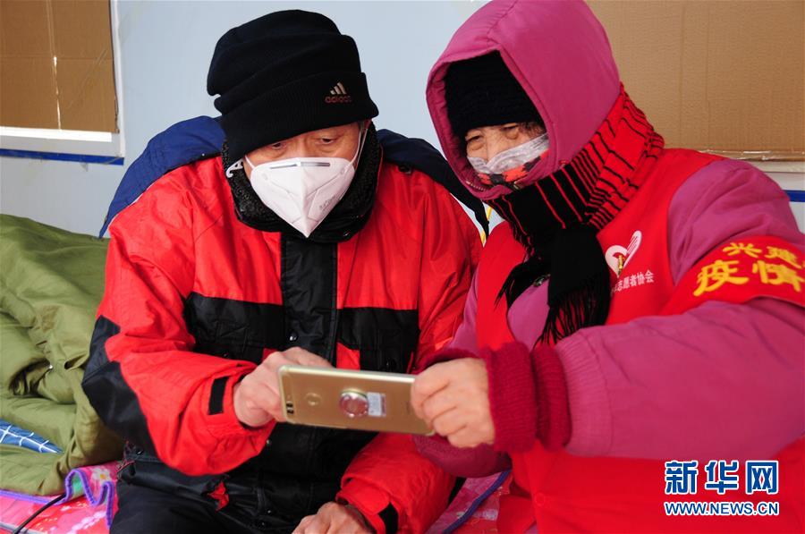 （習近平致敬的戰&ldquo;疫&rdquo;英雄&middot;志愿者篇&middot;圖文互動）（9）他們，微光成炬照征程