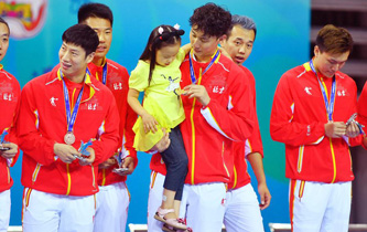 【全運會&middot;多棱鏡】和爸爸一起領獎