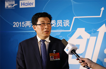 &ldquo;面對這種新型的、農(nóng)業(yè)轉(zhuǎn)型的項目，政府各級部門也都在研究怎么落實，還有很多細節(jié)上的問題。&rdquo;