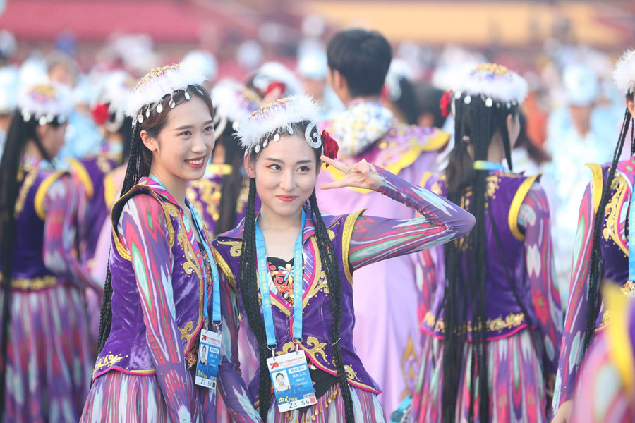 今晚，我們歡聚在天安門廣場