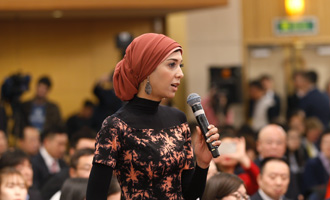 中阿衛視記者提問