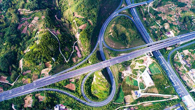 沿著高速看中國｜十房高速：千里房陵&ldquo;小康路&rdquo;