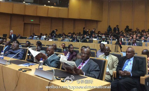 李克強(qiáng)即將在非盟總部發(fā)表演講，請(qǐng)柬&ldquo;一柬難求&rdquo;。圖片來源：&ldquo;新國際&rdquo;微博。